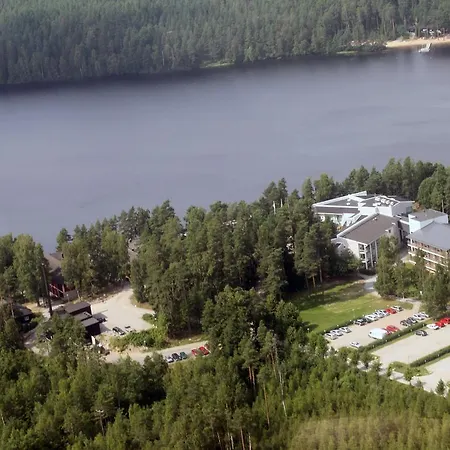 Lehmirannan Resort 3*